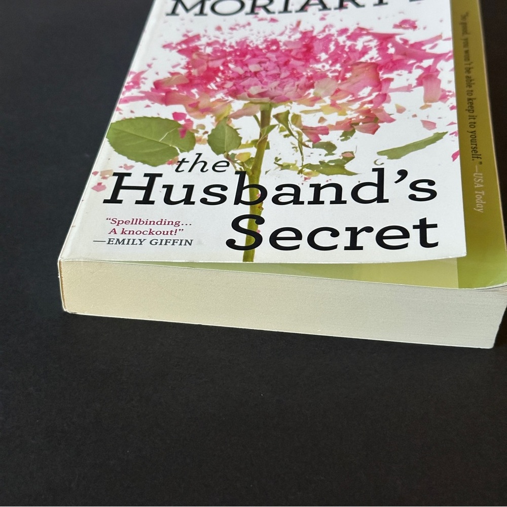 The Husband's Secret by Liane Moriarty | Fiction, Mystery | Paperback Book - Picture 4 of 7